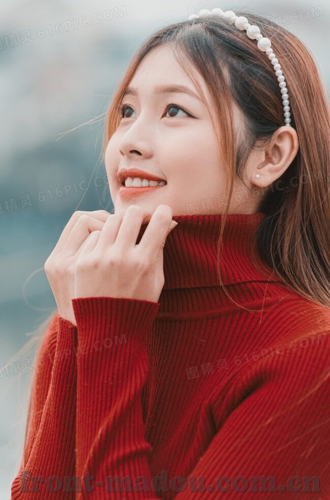 漂亮人妻被中出中文字幕-漂亮人妻的秘密花园，一段温馨的家庭插曲