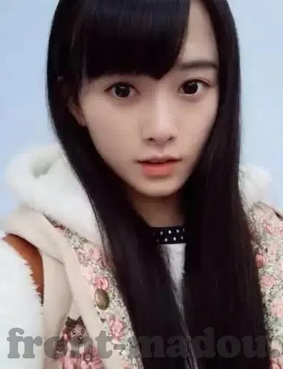 人妻色av-家庭与情感的细腻画卷，人妻角色的多维度探索